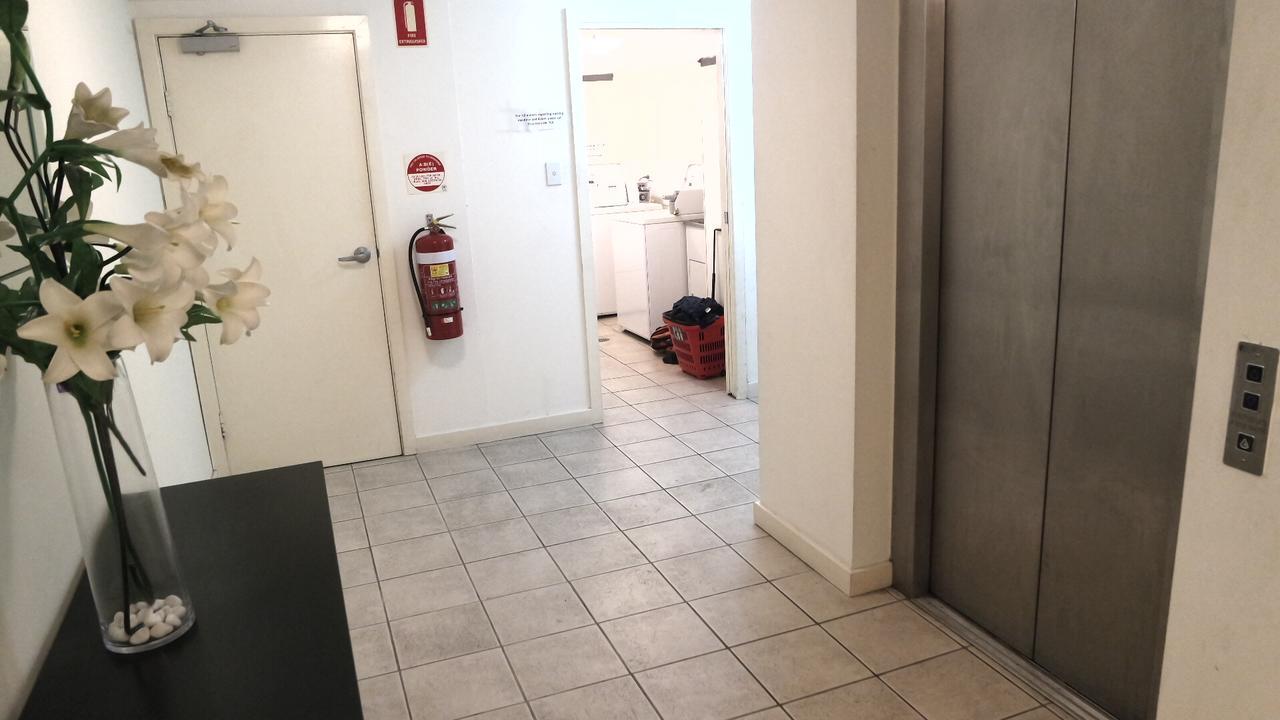 Cityview Studio Accommodation Sydney Exterior photo